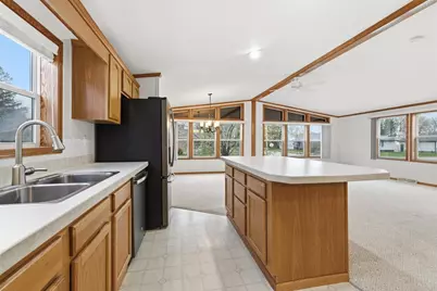 1430 12th St S, Virginia, MN 55792 - Photo 5