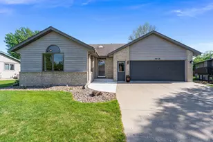 1955 Dorathea Blvd, Worthington, MN 56187 - Photo 3