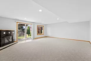 4524 Meadow Lakes Dr NW, Rochester, MN 55901 - Photo 17