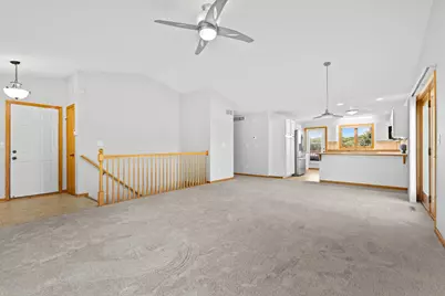 4524 Meadow Lakes Drive NW, Rochester, MN 55901 - Photo 7