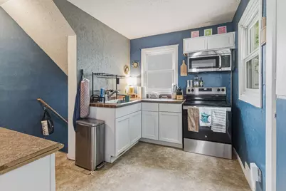 1033 12th Street N, Fargo, ND 58102 - Photo 7
