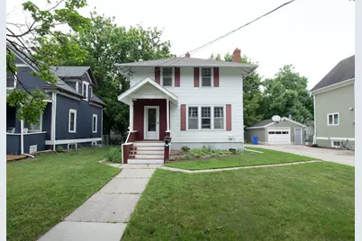 1033 12th Street N, Fargo, ND 58102 - Photo 1