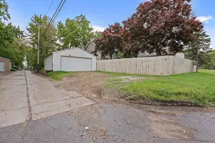 4366 Vera Cruz Ave N, Robbinsdale, MN 55422 - Photo 29