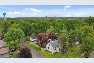 4366 Vera Cruz Avenue N, Robbinsdale, MN 55422 - Photo 1