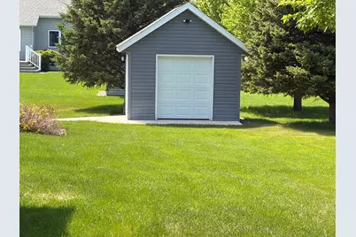 1808 4th Street NE, Willmar, MN 56201 - Photo 7