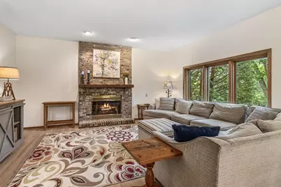 1130 Dove Court, Chanhassen, MN 55317 - Photo 17