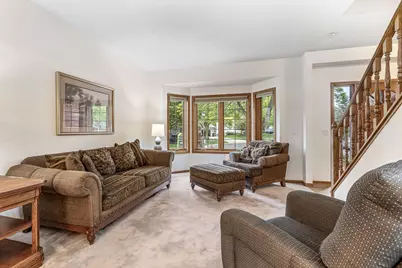 1130 Dove Court, Chanhassen, MN 55317 - Photo 7