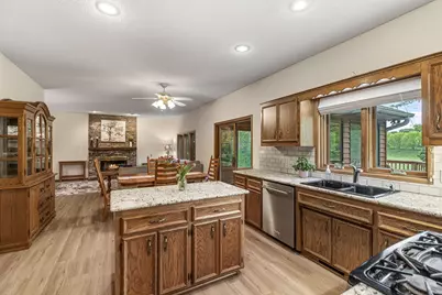 1130 Dove Court, Chanhassen, MN 55317 - Photo 13
