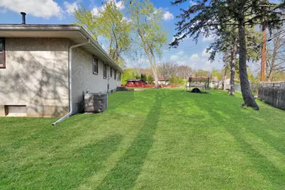 7016 Oliver Circle N, Brooklyn Center, MN 55430 - Photo 25