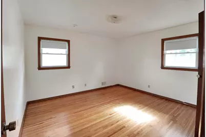 7016 Oliver Circle N, Brooklyn Center, MN 55430 - Photo 7