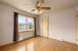 105 Giles Pl, Albert Lea, MN 56007 - Photo 21