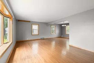 105 Giles Pl, Albert Lea, MN 56007 - Photo 9