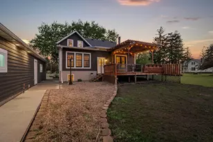 215 5th Ave NE, Blooming Prairie, MN 55917 - Photo 9