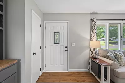 121 E 94 1/2 Street, Bloomington, MN 55420 - Photo 5
