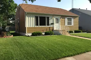 630 15th St NE, Rochester, MN 55906 - Photo 1