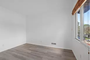 7859 Dunmore Rd, Woodbury, MN 55125 - Photo 11