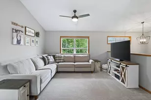 1004 Bridle Creek Dr, Jordan, MN 55352 - Photo 9