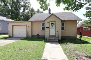 10 E 4th St, Morris, MN 56267 - Photo 1