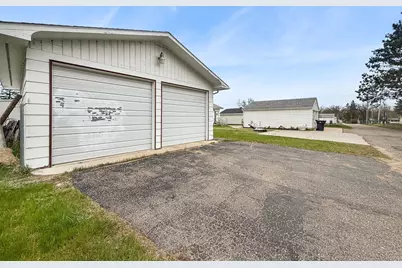 814 21st Street NW, Bemidji, MN 56601 - Photo 3