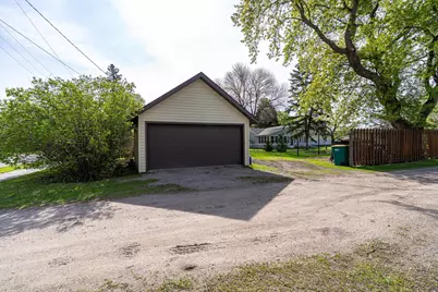 629 Barrette Street, Crookston, MN 56716 - Photo 27