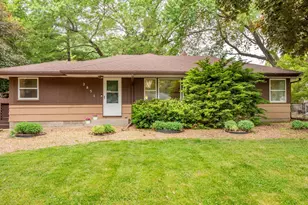 2851 Dellwood St, Roseville, MN 55113 - Photo 3