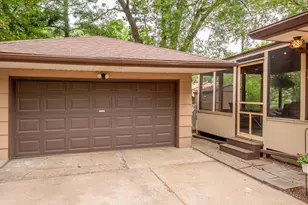 2851 Dellwood St, Roseville, MN 55113 - Photo 7