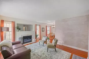 3805 Zenith Ave N, Robbinsdale, MN 55422 - Photo 9