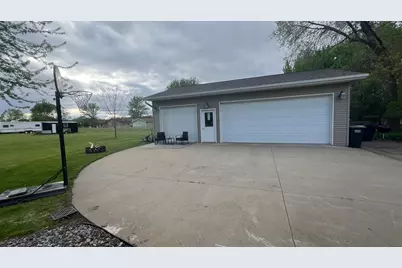 152 Broadway Street W, Rockville, MN 56369 - Photo 13