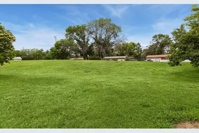 5737 80th Avenue N, Brooklyn Park, MN 55443 - Photo 31