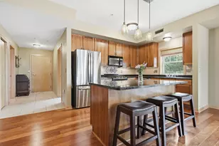 2201 Village Ln, Bloomington, MN 55431 - Photo 9