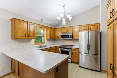 5518 Oakgreen Place N, Oak Park Heights, MN 55082 - Photo 15