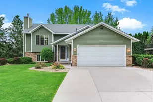 5518 Oakgreen Pl N, Oak Park Heights, MN 55082 - Photo 1