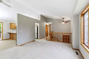 5518 Oakgreen Pl N, Oak Park Heights, MN 55082 - Photo 11