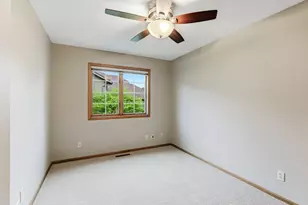 5518 Oakgreen Pl N, Oak Park Heights, MN 55082 - Photo 23