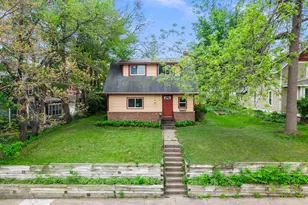 220 4th Ave E, Shakopee, MN 55379 - Photo 1