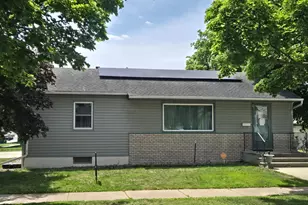601 5th Ave NW, Austin, MN 55912 - Photo 1
