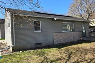 601 5th Ave NW, Austin, MN 55912 - Photo 5