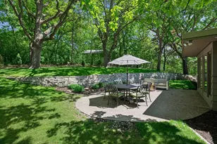 7121 Schey Dr, Edina, MN 55439 - Photo 67