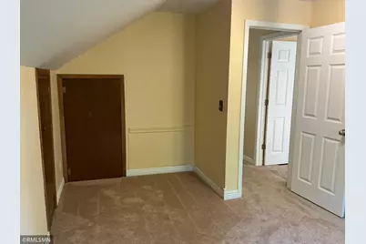 1762 Edgerton Street, Maplewood, MN 55117 - Photo 33