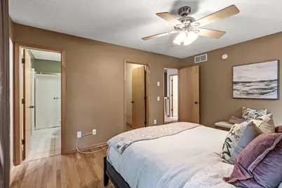 934 Randolph Avenue, Saint Paul, MN 55102 - Photo 23