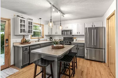 934 Randolph Avenue, Saint Paul, MN 55102 - Photo 3