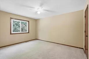 4342 Buckingham Ct, Vadnais Heights, MN 55127 - Photo 11