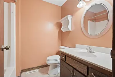 4342 Buckingham Court, Vadnais Heights, MN 55127 - Photo 15