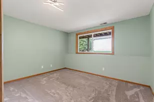 833 White Oak Ct, New Brighton, MN 55112 - Photo 25