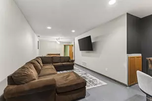 833 White Oak Ct, New Brighton, MN 55112 - Photo 23