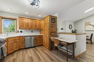 833 White Oak Ct, New Brighton, MN 55112 - Photo 13