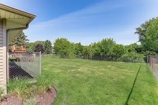 3588 Grenadier Pl North Pl, Oakdale, MN 55128 - Photo 21