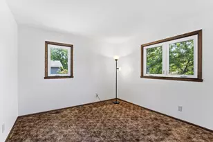 3588 Grenadier Pl North Pl, Oakdale, MN 55128 - Photo 17