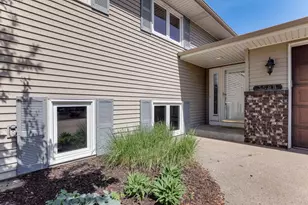 3588 Grenadier Pl North Pl, Oakdale, MN 55128 - Photo 3