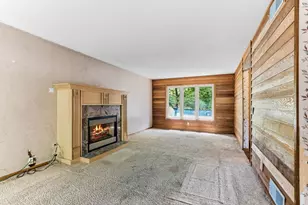 2219 Vivian Ln, Saint Paul, MN 55119 - Photo 3